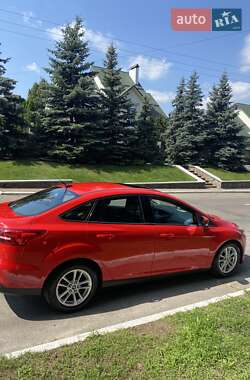 Седан Ford Focus 2015 в 