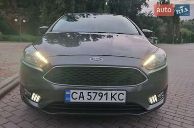 Хэтчбек Ford Focus 2017 в 