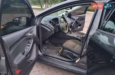Хэтчбек Ford Focus 2017 в 