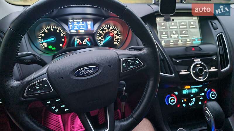 Хэтчбек Ford Focus 2017 в Каневе фото 38 Хэтчбек Ford Focus 2017 в Каневе
