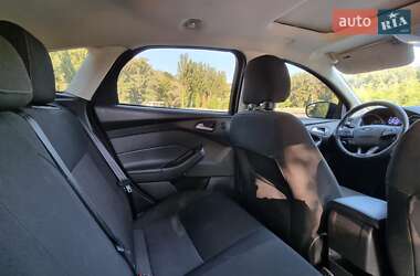 Хэтчбек Ford Focus 2017 в 