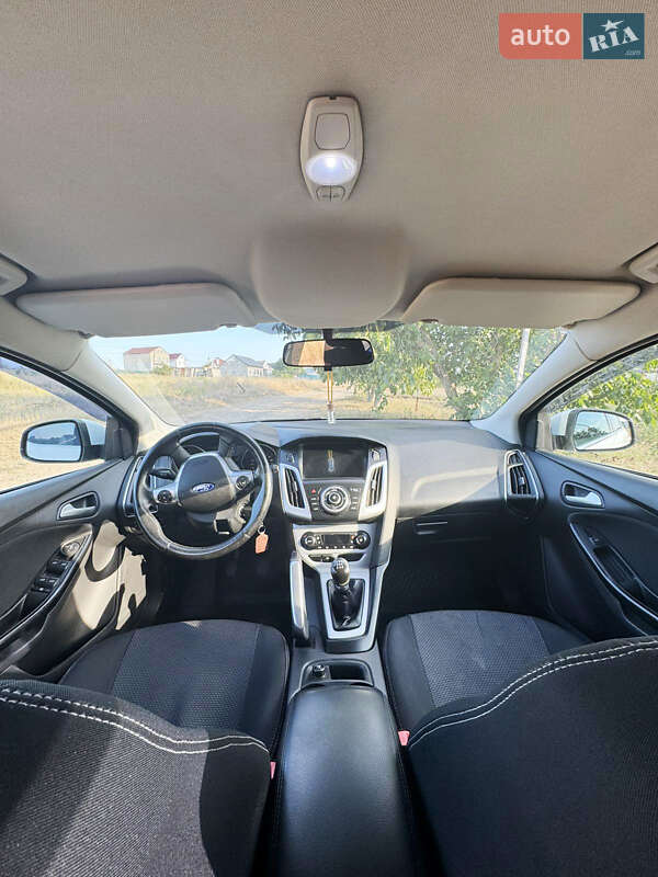 Хэтчбек Ford Focus 2012 в Одессе