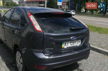 Хетчбек Ford Focus 2010 в 