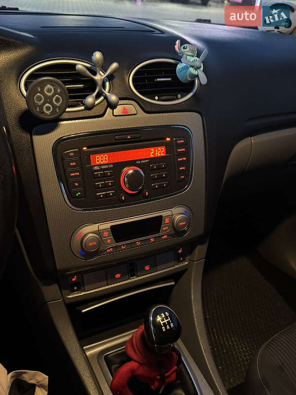 Хэтчбек Ford Focus 2010 в Львове фото 21 Хэтчбек Ford Focus 2010 в Львове
