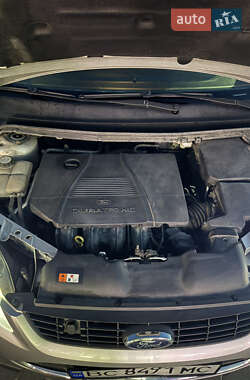 Хэтчбек Ford Focus 2010 в 