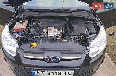 Хэтчбек Ford Focus 2014 в 