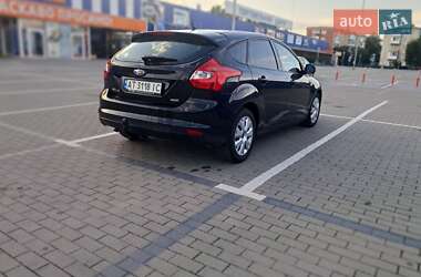 Хэтчбек Ford Focus 2014 в 