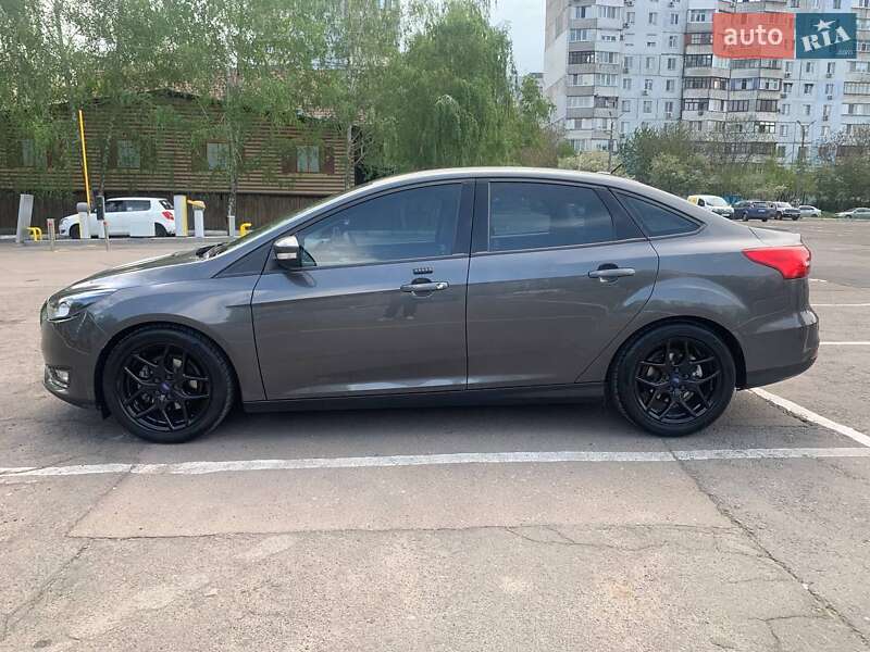 Седан Ford Focus 2016 в Одессе