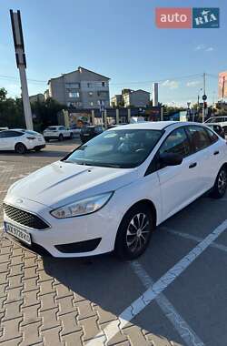 Седан Ford Focus 2016 в 