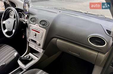 Хэтчбек Ford Focus 2008 в 