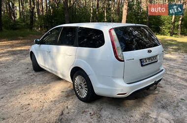 Универсал Ford Focus 2010 в 