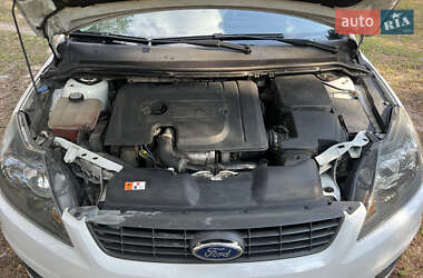 Универсал Ford Focus 2010 в 