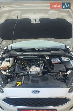 Седан Ford Focus 2018 в 
