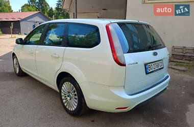 Универсал Ford Focus 2010 в 