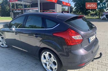 Хэтчбек Ford Focus 2013 в 