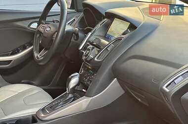 Седан Ford Focus 2018 в 