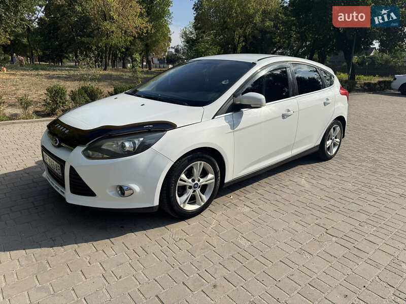 Хэтчбек Ford Focus 2013 в Днепре фото 3 Хэтчбек Ford Focus 2013 в Днепре