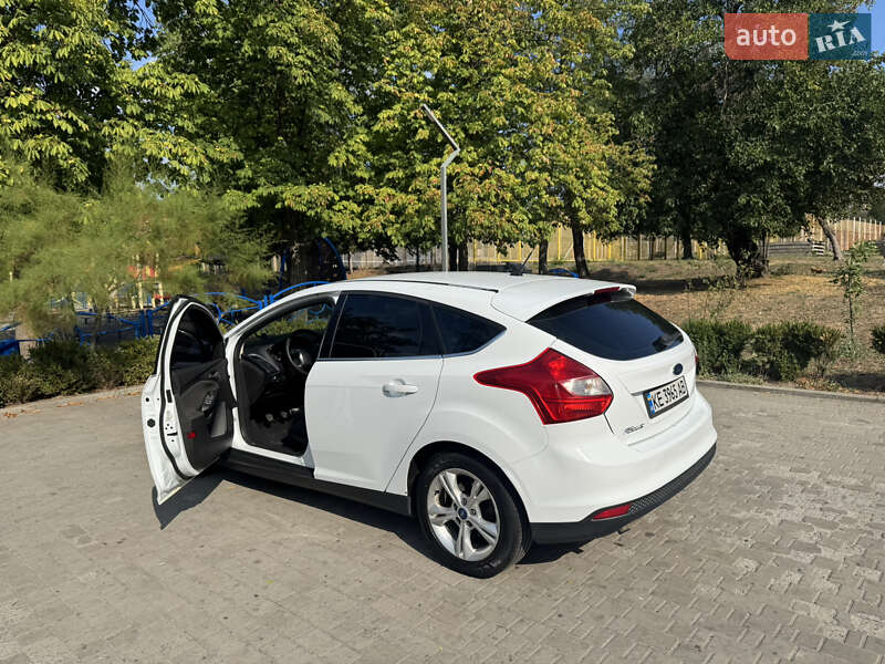 Хэтчбек Ford Focus 2013 в Днепре фото 4 Хэтчбек Ford Focus 2013 в Днепре