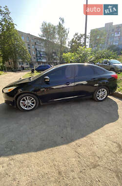 Седан Ford Focus 2015 в 