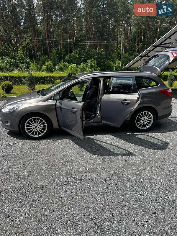 Универсал Ford Focus 2013 в Славуте