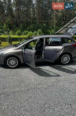 Универсал Ford Focus 2013 в 