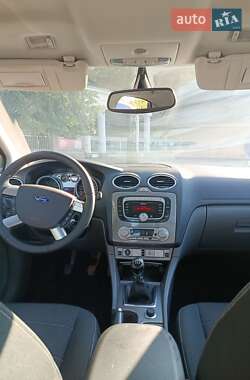 Хэтчбек Ford Focus 2008 в 