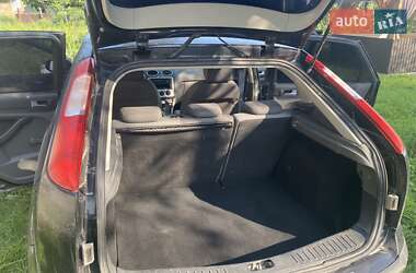Хэтчбек Ford Focus 2007 в 