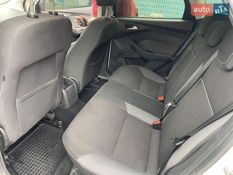 Универсал Ford Focus 2013 в Днепре