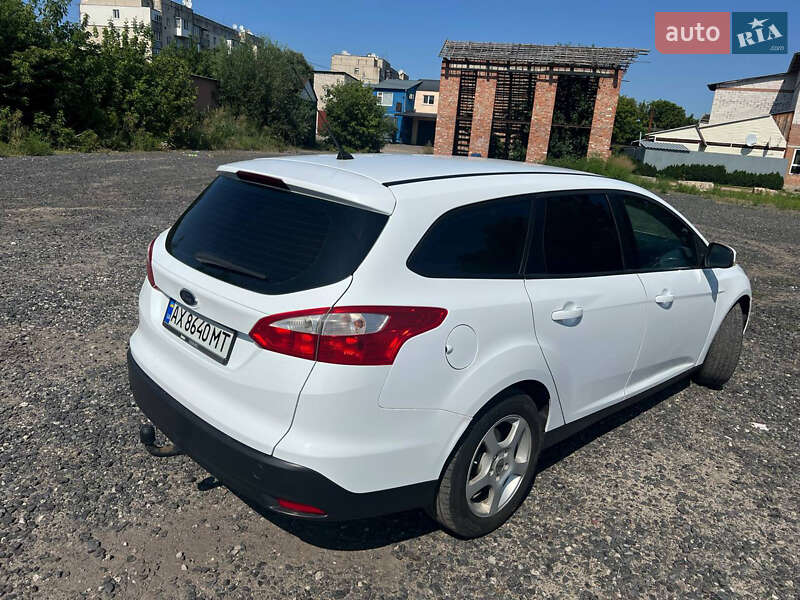 Универсал Ford Focus 2011 в Богодухове