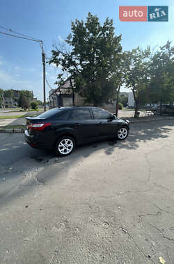 Седан Ford Focus 2012 в 