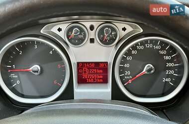 Универсал Ford Focus 2010 в 