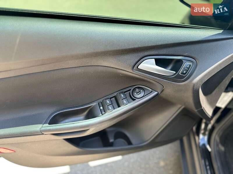 Ford Focus 2015