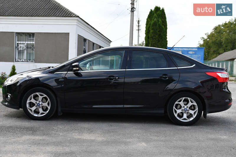 Седан Ford Focus 2011 в Чемеровцах