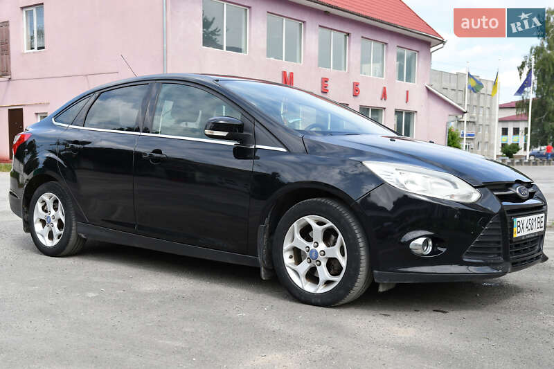 Седан Ford Focus 2011 в Чемеровцах