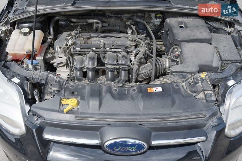 Седан Ford Focus 2011 в Чемеровцах