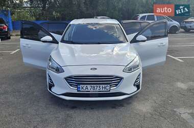 Хетчбек Ford Focus 2019 в Софіївській Борщагівці