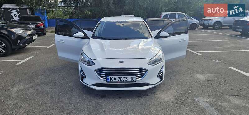 Ford Focus 2019