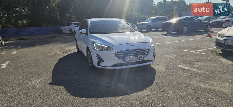 Хэтчбек Ford Focus 2019 в Софиевской Борщаговке