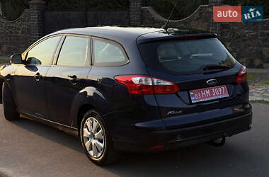 Універсал Ford Focus 2012 в  фото 4 Універсал Ford Focus 2012 в