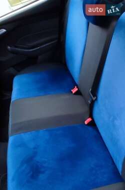 Седан Ford Focus 2016 в 