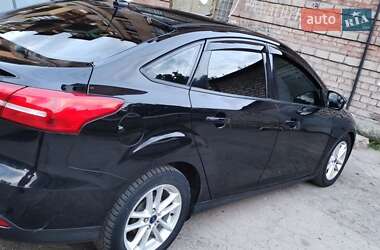 Седан Ford Focus 2016 в 