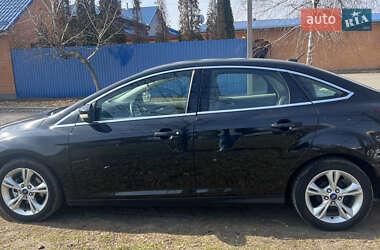 Седан Ford Focus 2012 в 