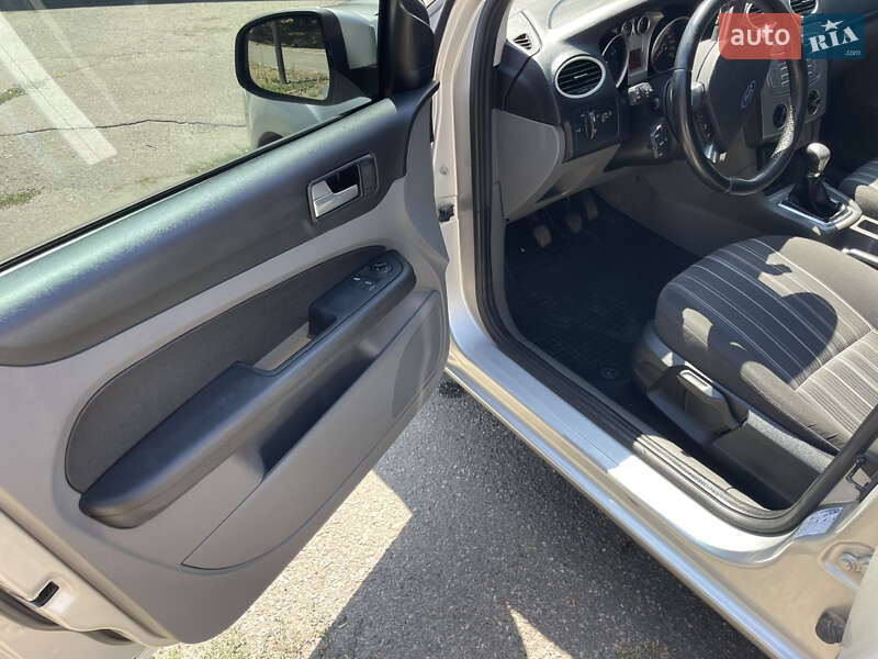 Універсал Ford Focus 2007 в Первомайську