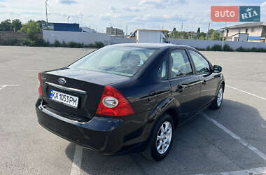 Седан Ford Focus 2008 в 