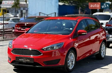 Хэтчбек Ford Focus 2016 в 