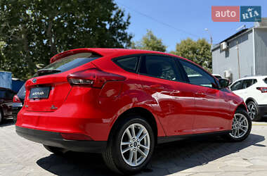 Хэтчбек Ford Focus 2016 в 