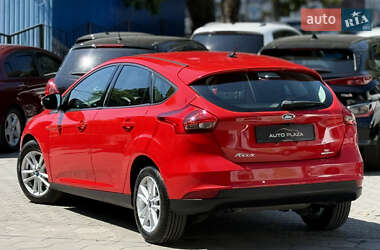 Хэтчбек Ford Focus 2016 в 
