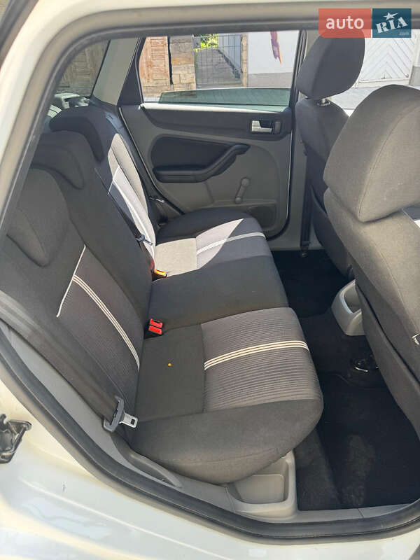Универсал Ford Focus 2010 в Бродах