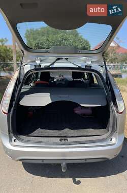 Универсал Ford Focus 2010 в 