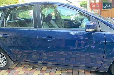Универсал Ford Focus 2010 в 
